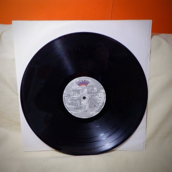 ~~~ TRAVELING WILLBURYS ~~~ (No Cover Available) - Picture 1 of 1
